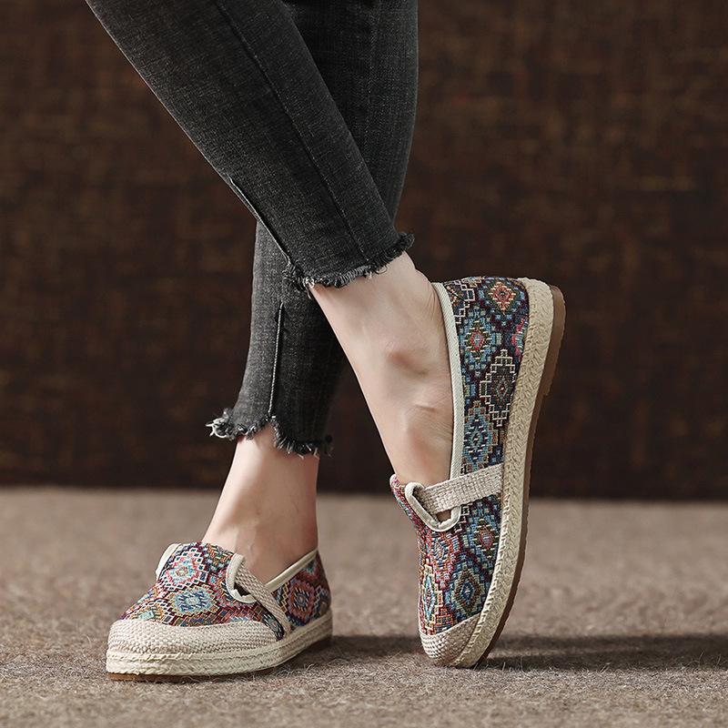 Ethnic style shoes, new casual shoes in summer, light, comfortable and breathable mother shoes