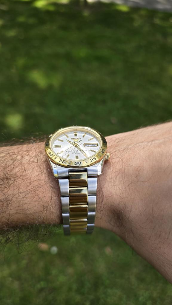 SEIKO Automatic Watch Made In Japan [Seiko Import] Men's SNKE04J1, (Imported)