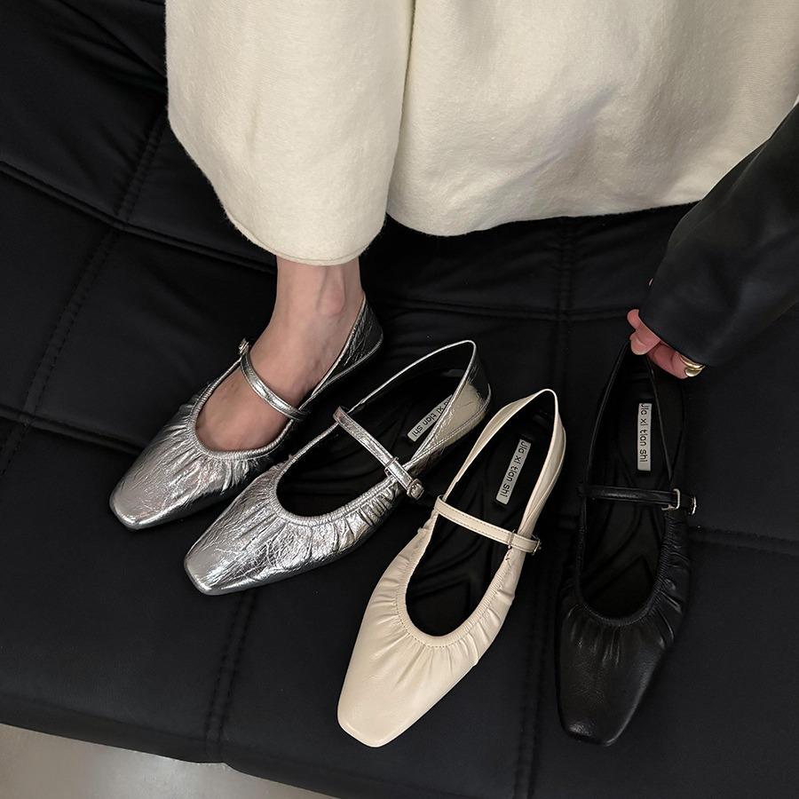 Flat-bottomed silver French spring and autumn niche single shoes women's 2024 new popular skirt Mary Jane evening shoes