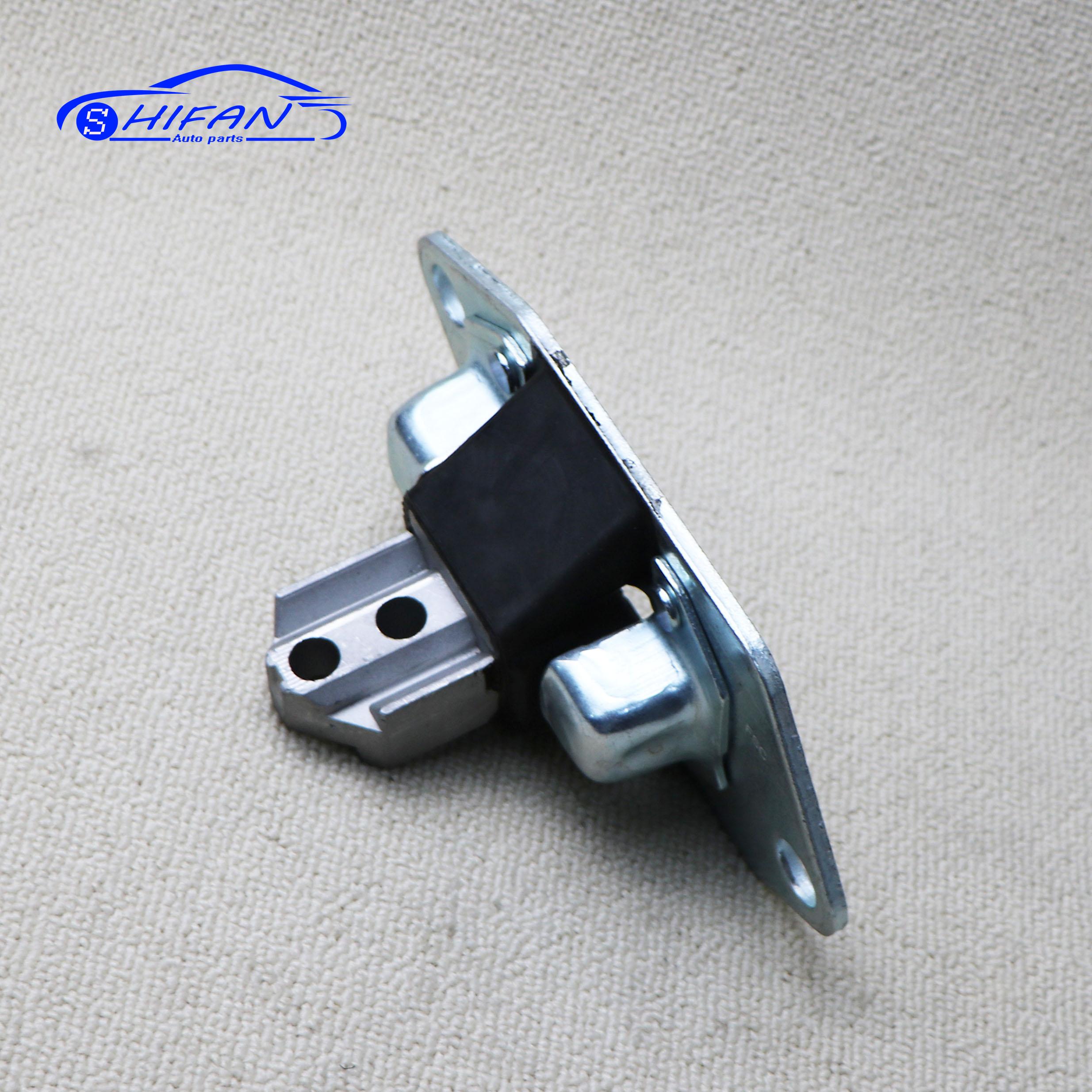 30748811 Передний Правый Кронштейн Крепления Двигателя Для Volvo S80 S60 V70 XC70 XC90 2001 2002 2003 2004 2005 2006 Автоаксессуары 30748811