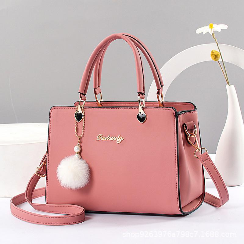 Fashionable Elegant Mom's Handbag In Red Black And Green Perfect For Daily Use