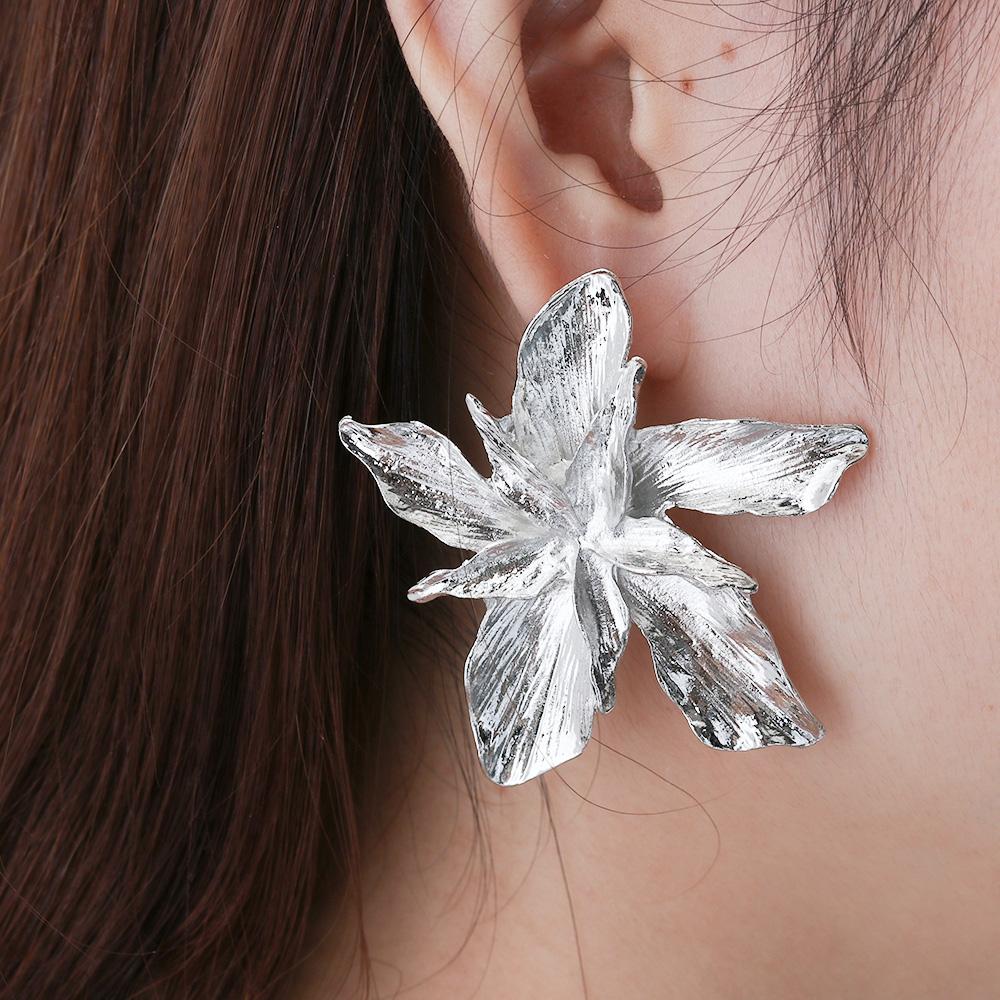 Gold Retro Exaggerated Trendy Party Wedding Big Flower Ear Stud Drop Dangle Floral Earrings Metal