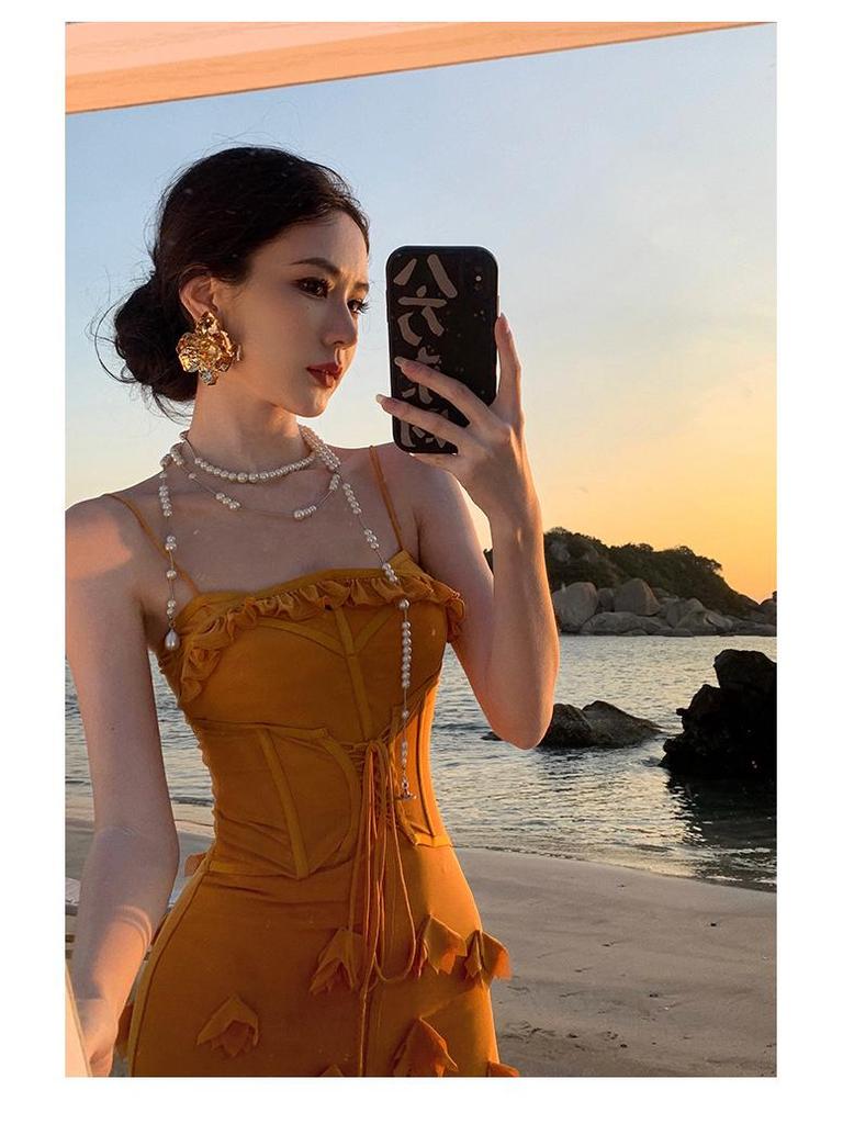 Stylish Beach Vacation Spaghetti Strap Mini Dress - Unique High-End Mesh Backless Design