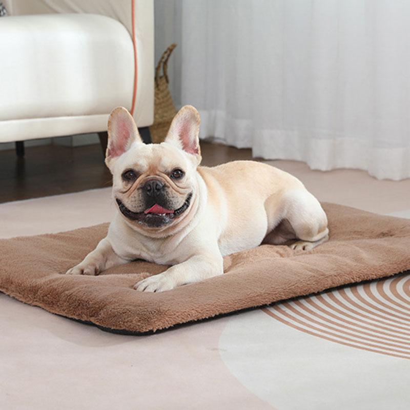 Pet Self-heating Pad 5 Layer Insulated Thermal Mat For Dogs Cats Plug-free Physical Heating Cushion Waterproof Pet Sofa Pad