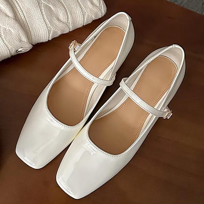 Fashion Eilyken Spring Patent Leather Square Toe Buckle Strap Women Pumps Sandals Low Heels Party Dress Shoes 35 белый 7680₽