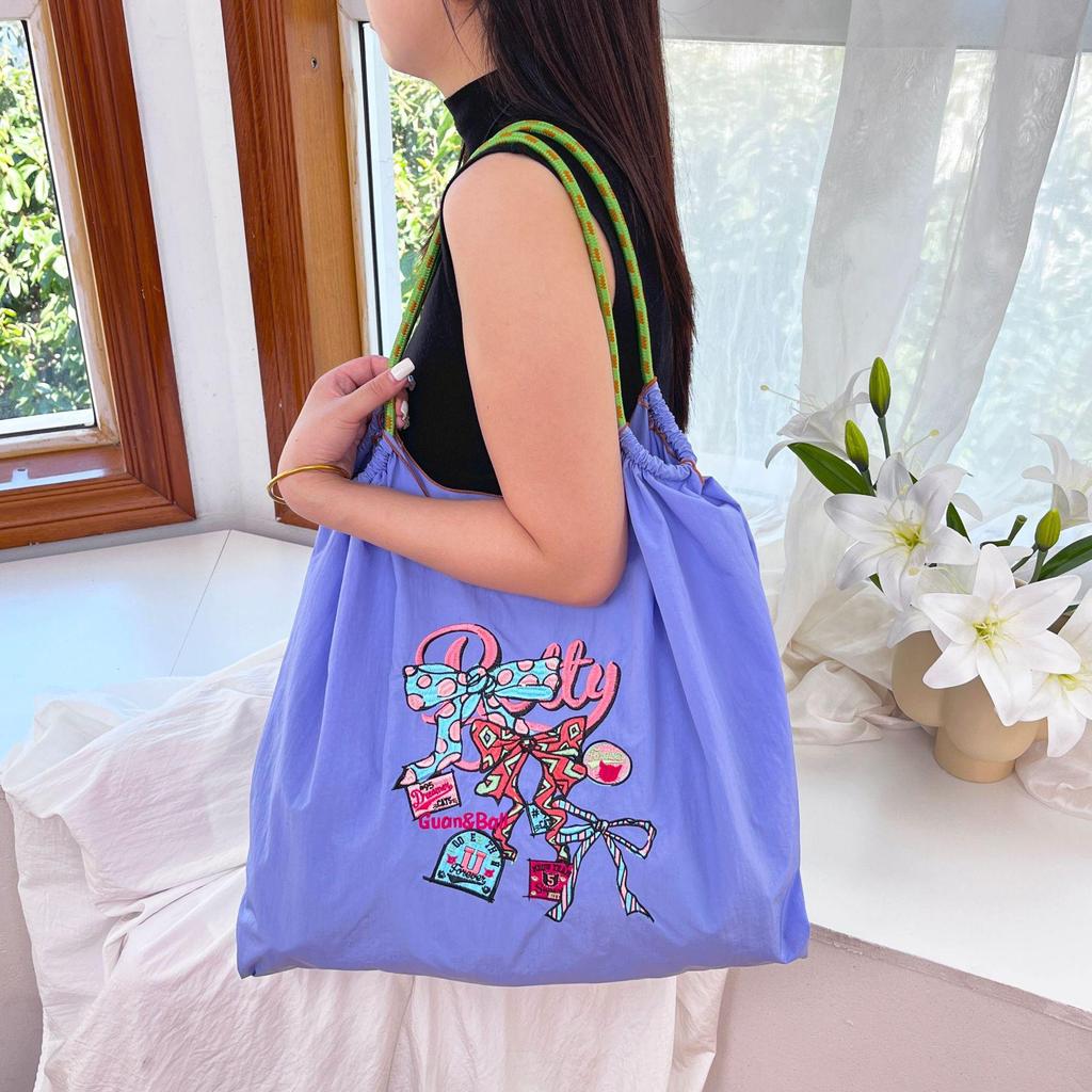 Trendy Large-Capacity Japanese-Style Nylon Embroidery Shoulder Bag for Women