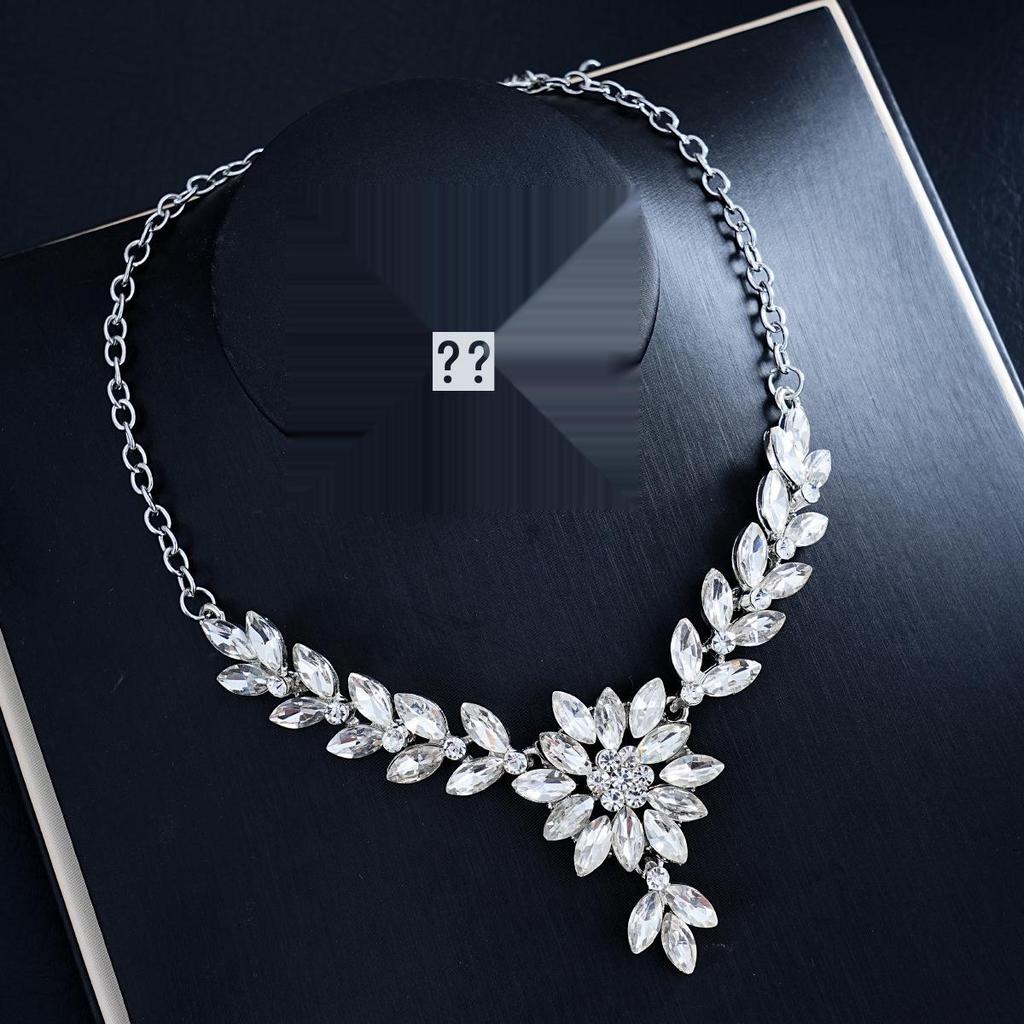 European & American High-Design Vintage Floral Necklace & Earrings Bridal Set