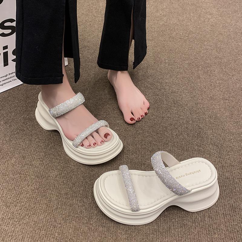 2025 New French Thick-soled Heightening Cool Slippers for Women's Summer Wear High-end Skirt Seaside Beach Slippers for Women