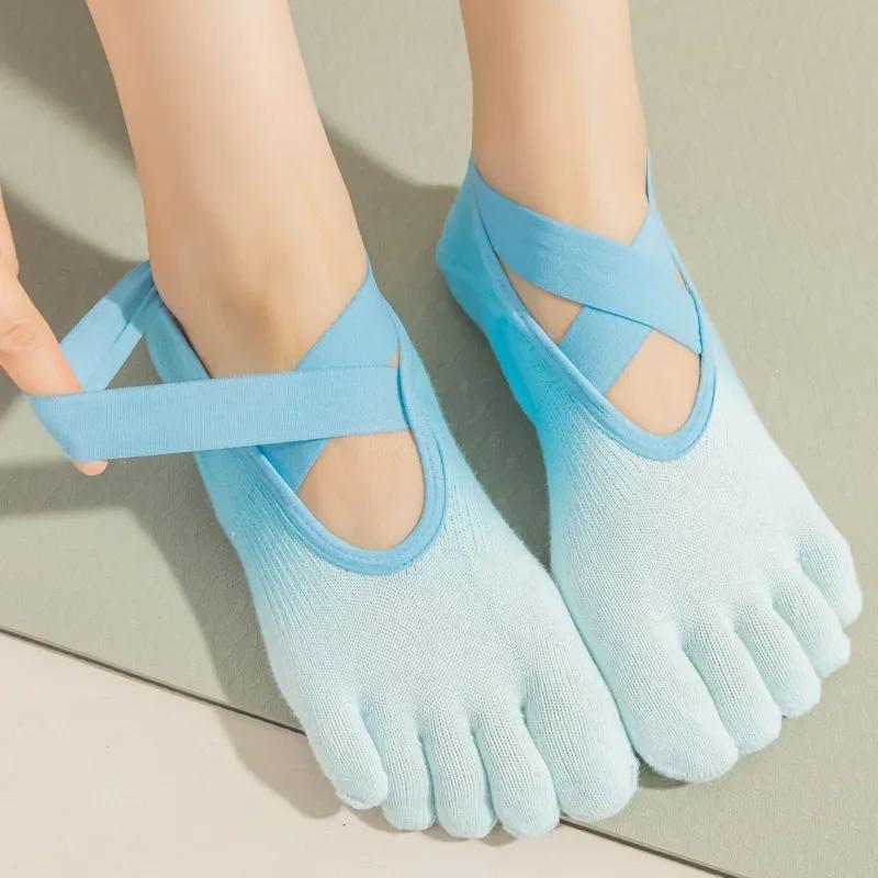 Calzini da Yoga Professionali in Silicone Antiscivolo Gradiente Calzini da Pilates Senza Schienale Traspiranti a Cinque Dita Calzini Sportivi da Fitness per Palestra Indoor