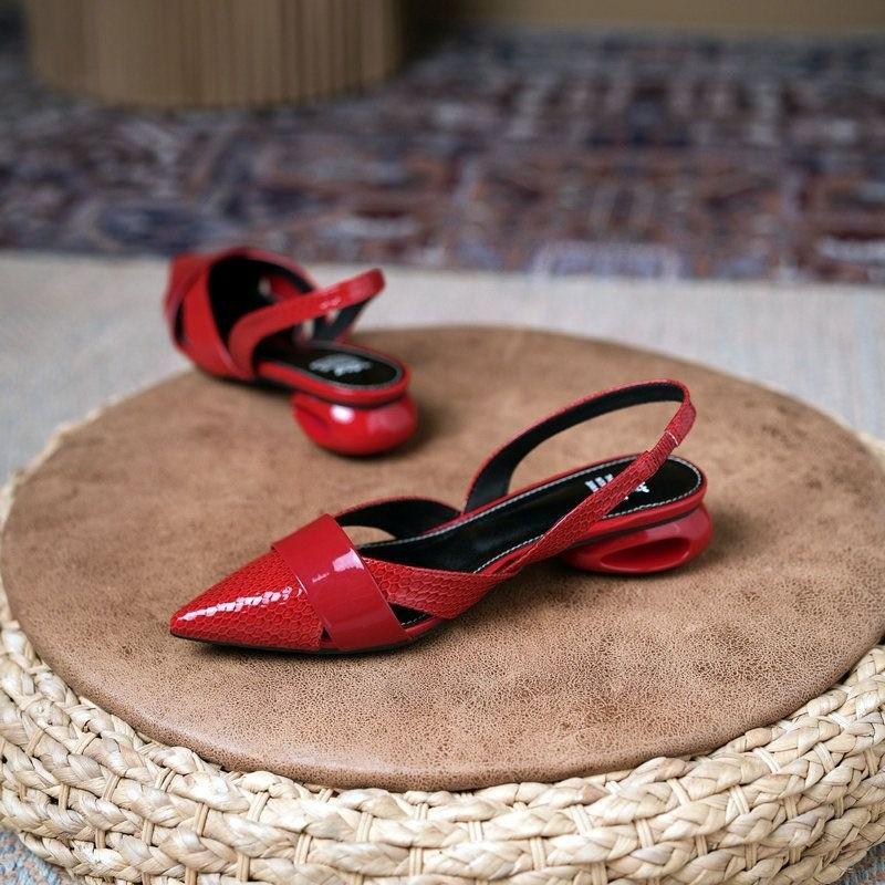 Fashion Women's Shoes 2025 Summer Fashion Closed Toe Women's Sandals Dress Sandals Women  Low Heel Slip On Pointed Toe Female Shoes
