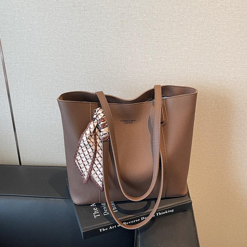 Big Bag Women's New Wedding Bag Wedding Bride Bag High Sense Large Capacity Shoulder Portable Tote Bag