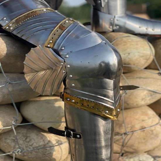 Gothic German Armor Leg Set 18g Mild Steel LARP Cosplay Halloween Costume Leg Armor Set With Steel Shoes Best Gift