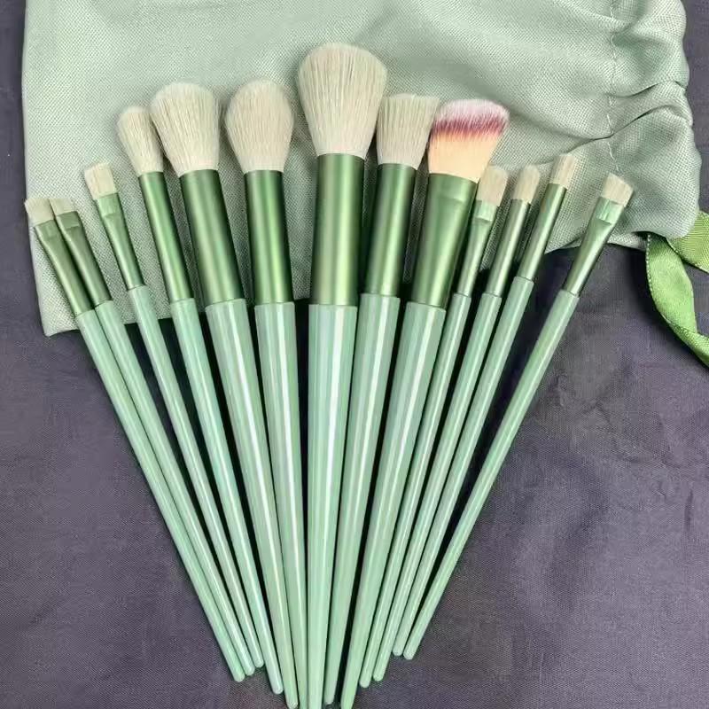 13-Piece Evergreen Portable Makeup Brush Set: Super Soft Bristles for Blush and Eyeshadow.