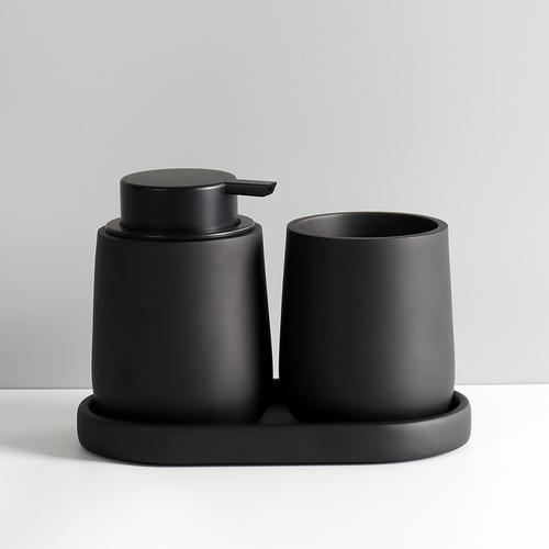 

Набор аксессуаров для ванной комнаты: бутылка для лосьона, стакан для полоскания рта, поднос, портативный диспенсер для шампуня, набор из трех предметов, смола, аксессуары для ванной комнаты чёрный