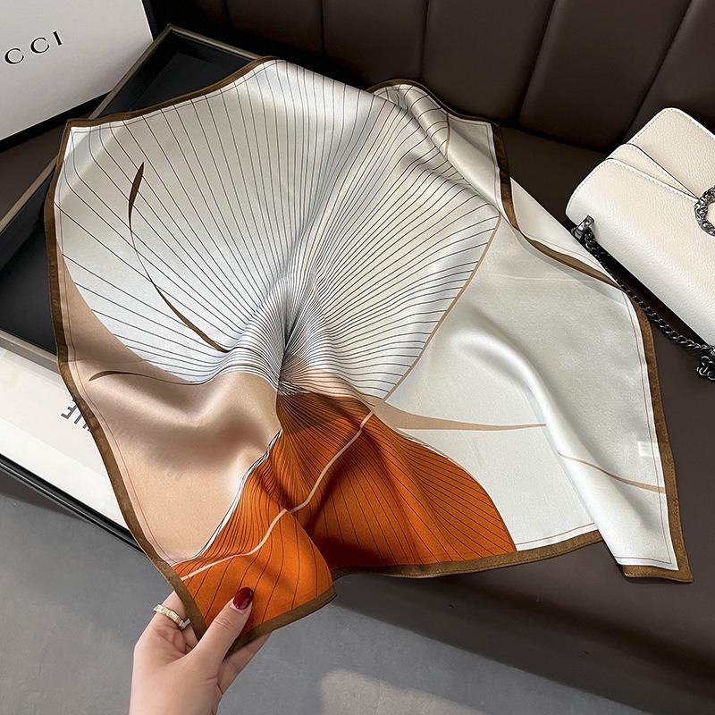 

Hangzhou silk 100% mulberry silk silk scarf flower color lotus silk scarf women s 53cm square scarf small scarf shawl 53*53cm