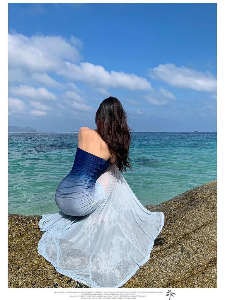 Gradient Blue Elastic Mesh Women's Strapless Fishtail Dress with Slimming Waist and Heart-Shaped Neckline