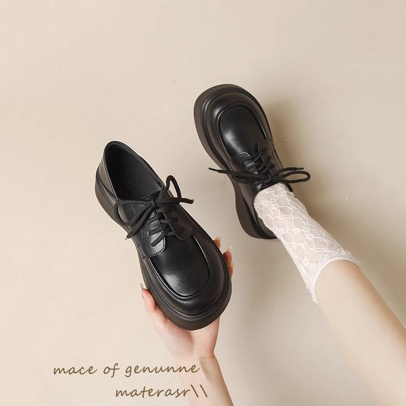 

Маленькие кожаные туфли женские весна и осень новые ретро черные универсальные одинарные туфли на шнуровке Le туфли на платформе 40