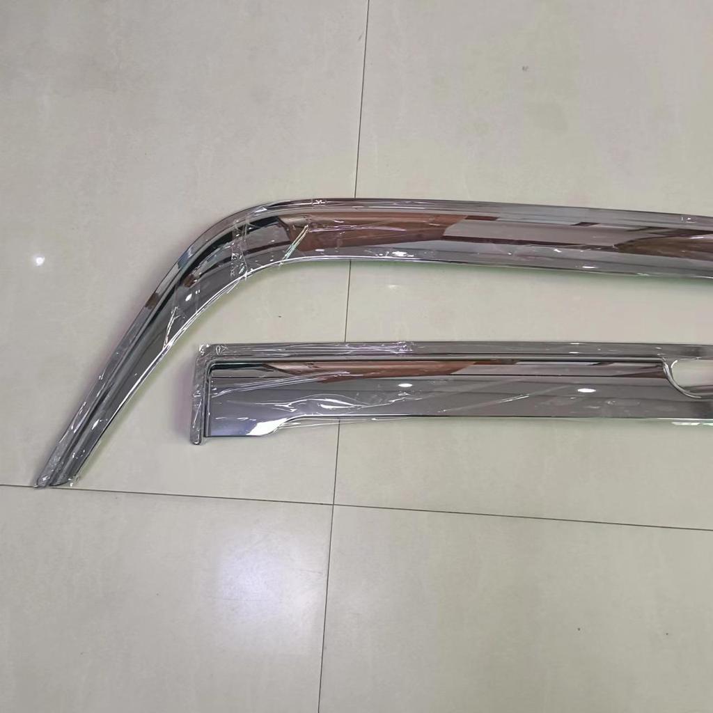 Mitsubishi FM1524 Chrome-Plated Rain Shield for Truck Modification