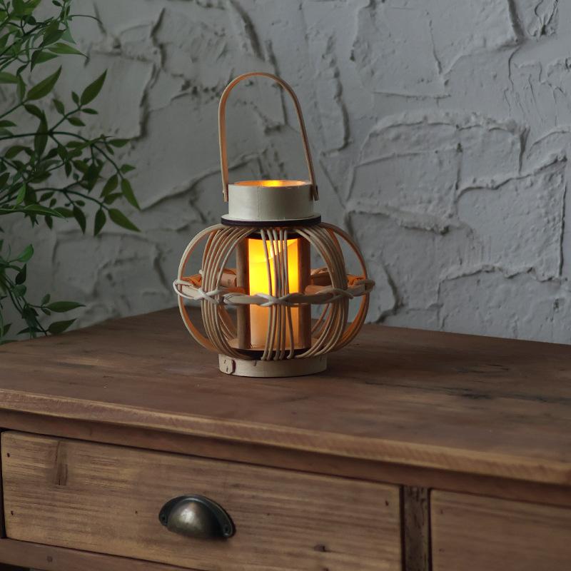

Portable Rattan Atmosphere Lantern, Retro Style Electronic Candle Holder for Garden, Patio, Wedding Decor and Camping Lights