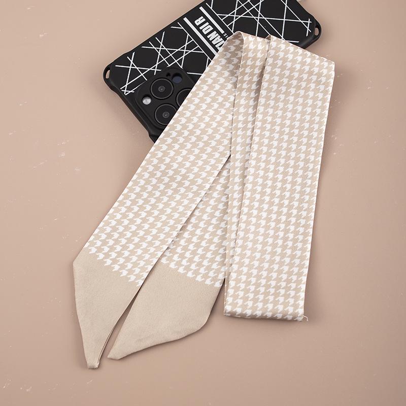 Houndstooth Scarf: Elegant Polyester Ribbon for Bag or Hair Decoration with a Fashionable Flair.