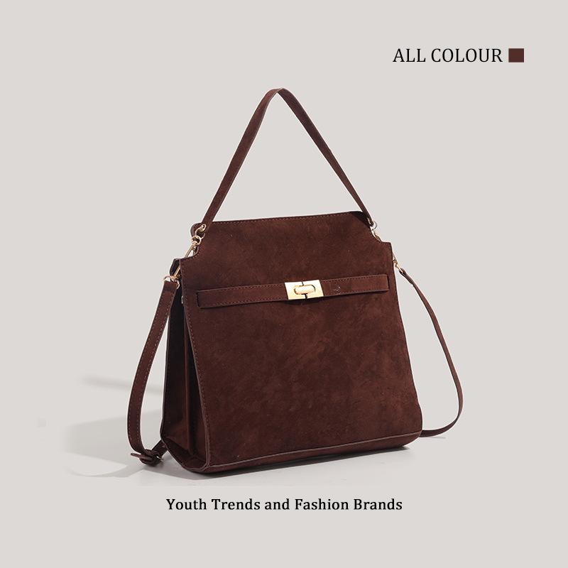 New Autumn and Winter Niche High-end Retro Matte Handbag Women's Large-capacity Commuting Shoulder Oblique Span Bag