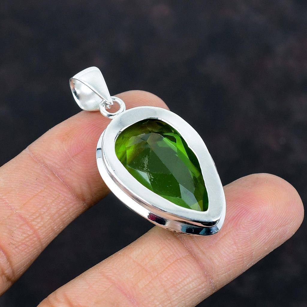 Faceted Peridot Pendant Gemstone Handmade Pendant 925 Sterling Silver Pendant Beautiful Peridot Jewelry Latest Design Pendant Gifts for Wife