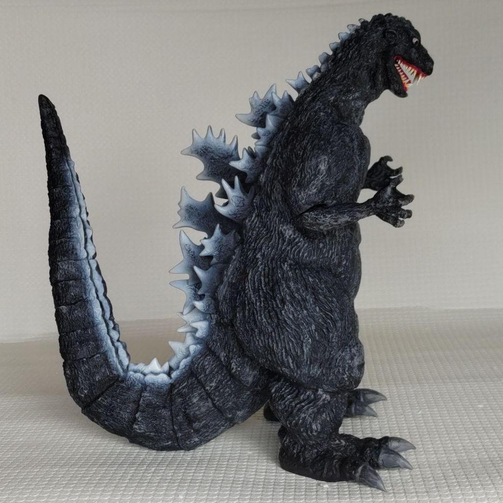 [USED] First Godzilla figure