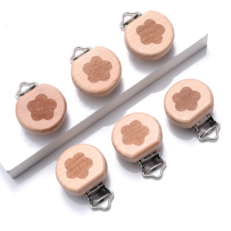 5Pcs/Lot Food Grade Beech Wooden Pacifier Clip Heart Animal Rainbow Pattern Dummy Holder Clip for DIY Teething Pacifier Chain