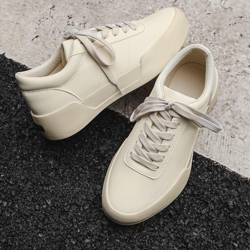New Youthful and Trendy Solid-color  Men's Lace-up Casual Shoes Breathable Soft-soled Anti-slip and Comfortable Flat Board Shoes