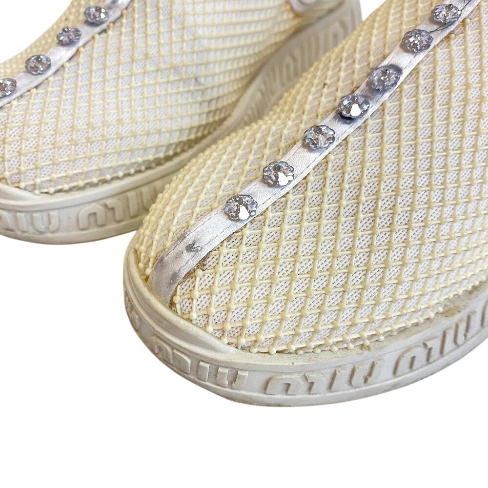 MIUMIU Síťované gumové nazouváky Bijoux Slonová kost guma Dámské Použité