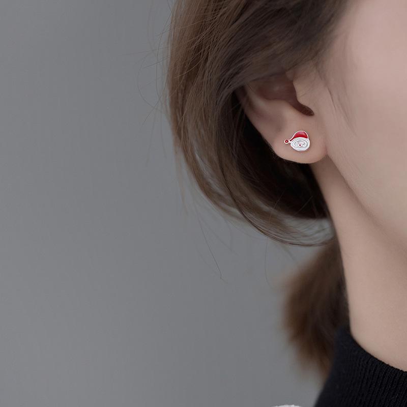 Santa Claus Gift Bag Asymmetrical Stud Earrings: Cute, Girlish Heart Design with Small Glaze Drop.