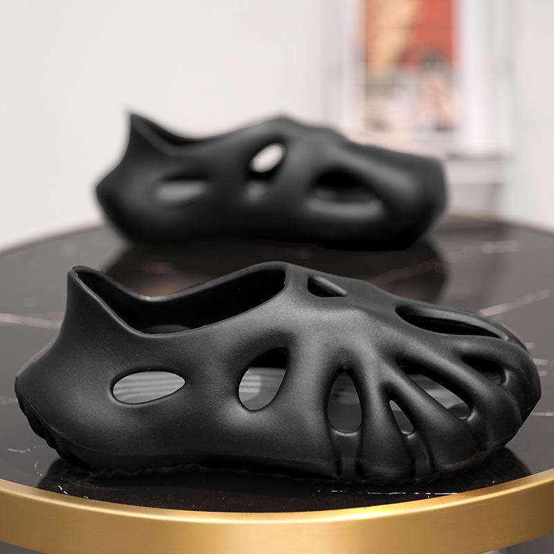 Men'S Shoes Hole Shoes Bag Head Foot Sandals Beach Shoes Casual Stepping On Shit Sandals Men