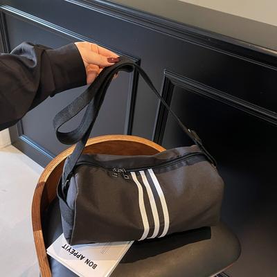 Light Sports and Leisure Toast Bag Women's Large-capacity Simple Commuter Messenger Bag Ins Trendy Underarm Shoulder Bag
