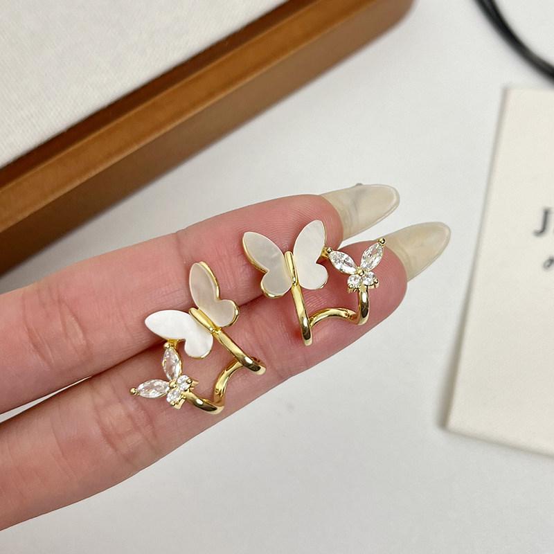 Elegant Mother-of-Pearl Butterfly Zirconia Stud Earrings – Trendy and Versatile High-End Ear Jewelry for Women
