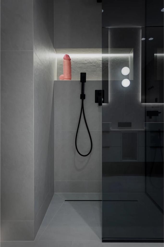 RealRock - Extra thin realistic dildo with testicles 20.3 cm