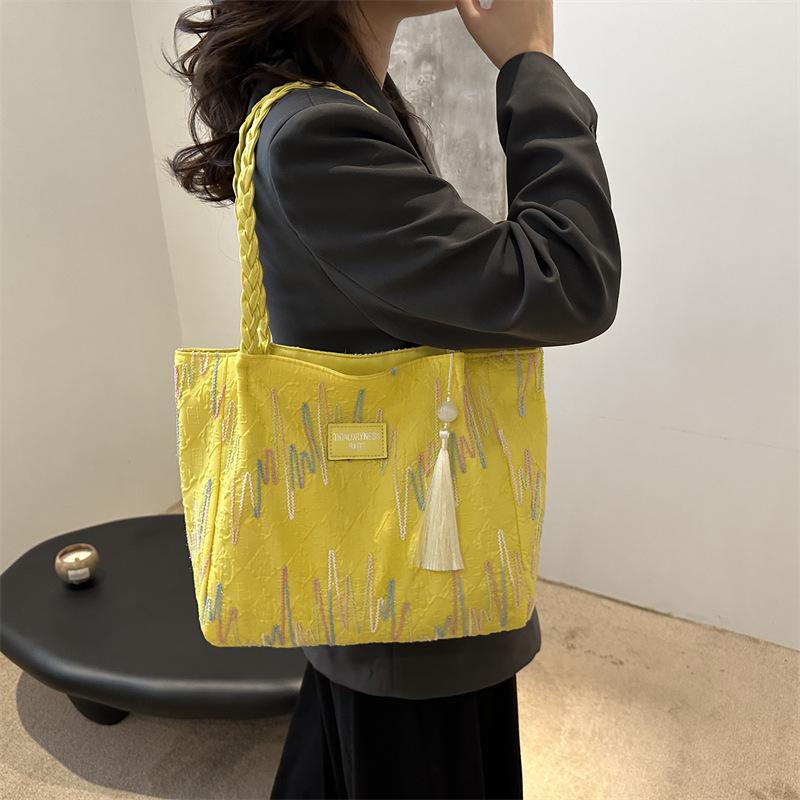 Niche Foreign-style Commuter Bag, Beautiful Casual Tote Large-capacity Bag, Women's 2025 Summer New Personalized Shoulder Armpit Bag