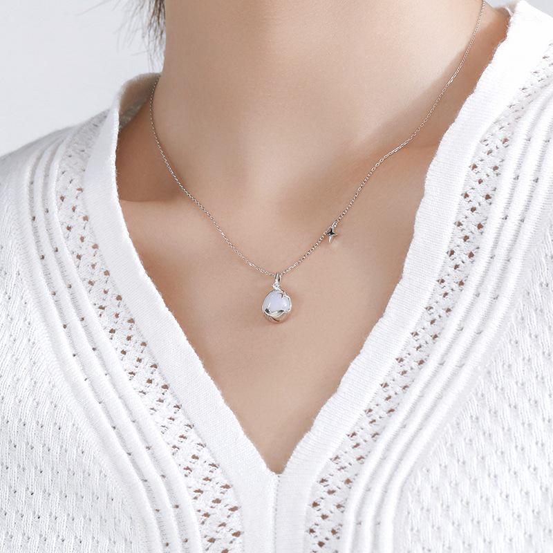 Elegante Mondstein-Halskette für Damen - Reines Silber, Luxuriöses Nischendesign, Perfektes Weihnachtsgeschenk 2021