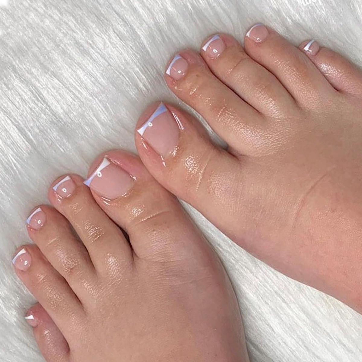 

Белые накладные ногти на ногах, 24 штуки: Модный, Универсальный, Водонепроницаемый, Съемный и Отбеливающий.