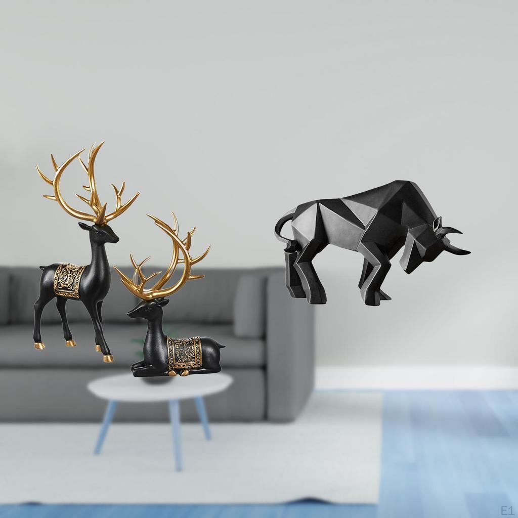 Reindeer Bull Resin Sculpture Collection Elk Deer Figurine Animal Modern Abstract Statue Ornament