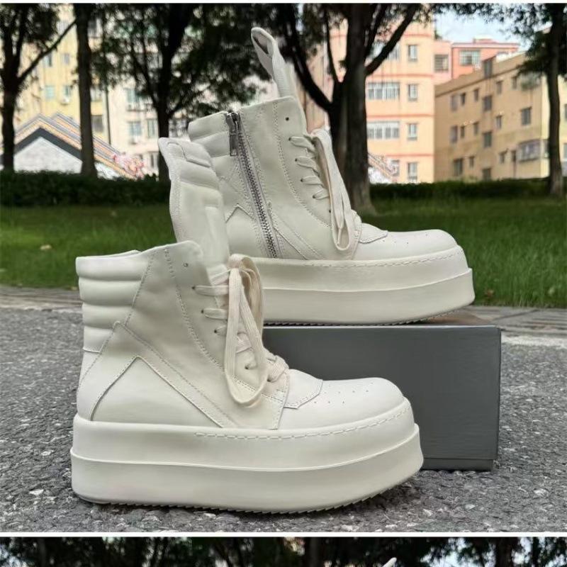 

European and American big head shoes 2025 new heightened platform casual sports shoes round head straps high-top canvas shoes women s tide 38