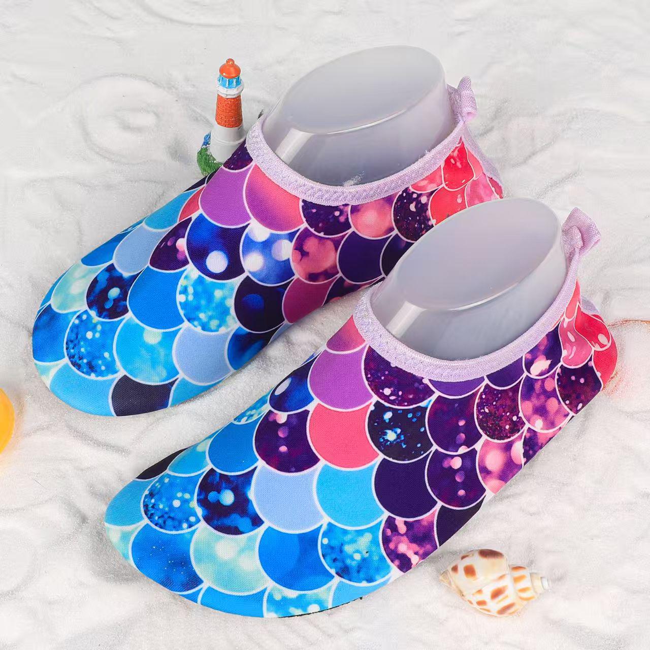 

Детская нескользящая быстросохнущая обувь для пляжа и воды для занятий спортом в помещении и на открытом воздухе Size 30-31