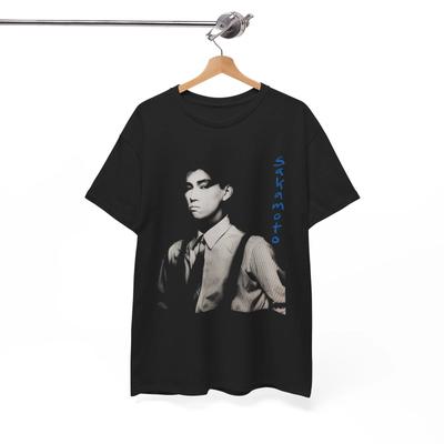 Maglietta Ryuichi Sakamoto, Musicista Giapponese New Wave Maglietta Unisex Musica