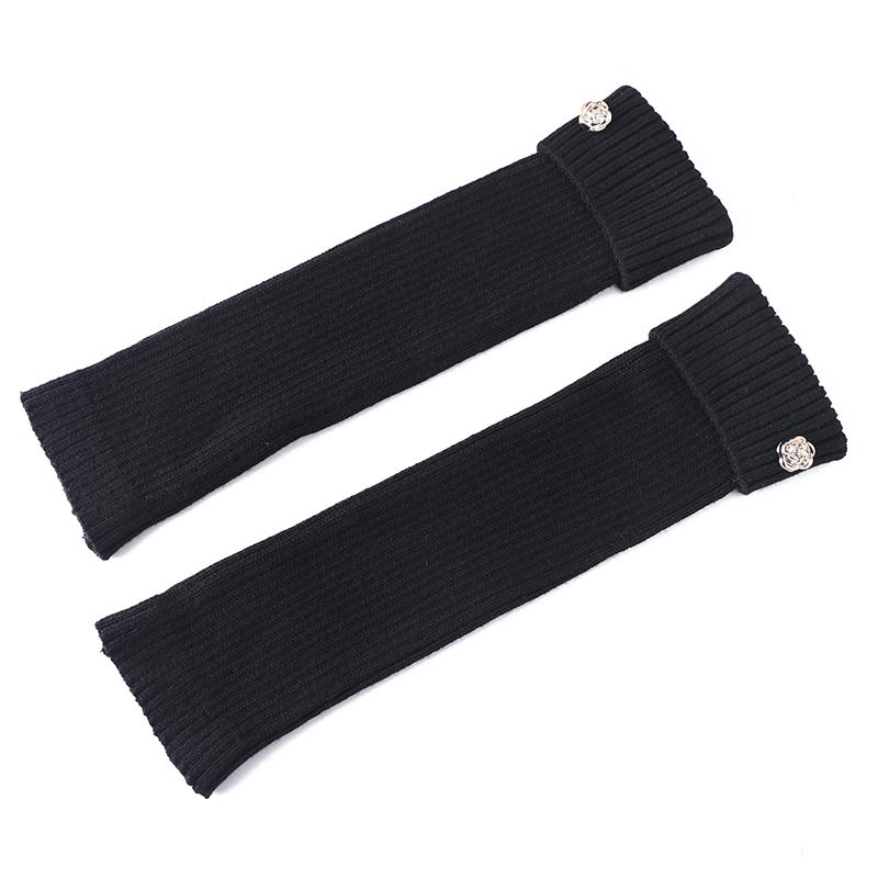 Cashmere Blend Women's Solid Color Knitted Socks with Nail Buckle Grip Edge for Winter Soft Warmth Stacking Ideal for Snow Boots