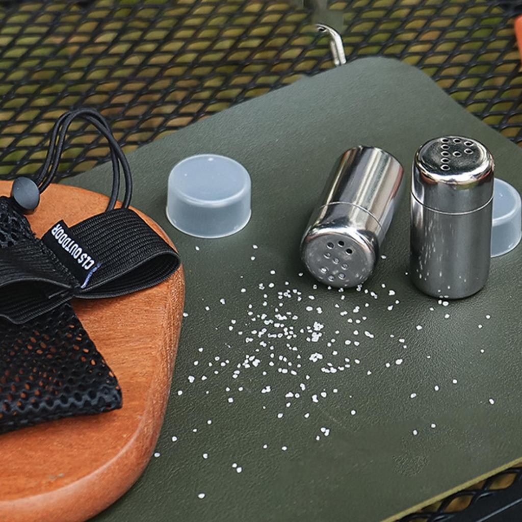 Camping Gewürzflasche 2X Kleine Pfefferstreuer mit Deckel Edelstahl Reise Salzbehälter mit Aufbewahrungstasche für Outdoor Kochen