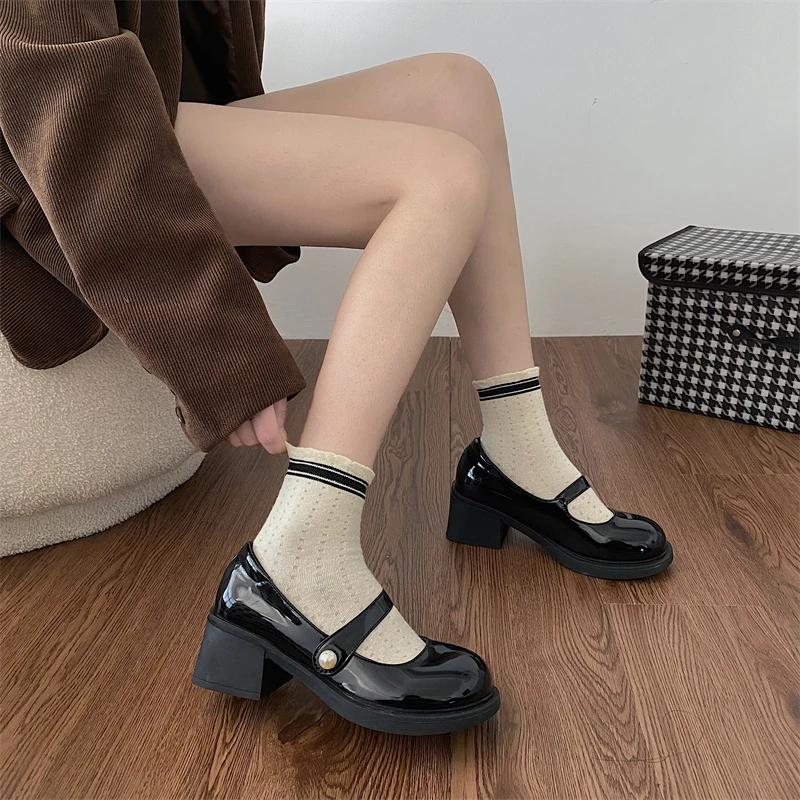 Fashion Thick Heel Red Women Mary Jane Shoes Fashion Round Toe Shoes 2025 Spring Ladies Casaul College Style Pumps