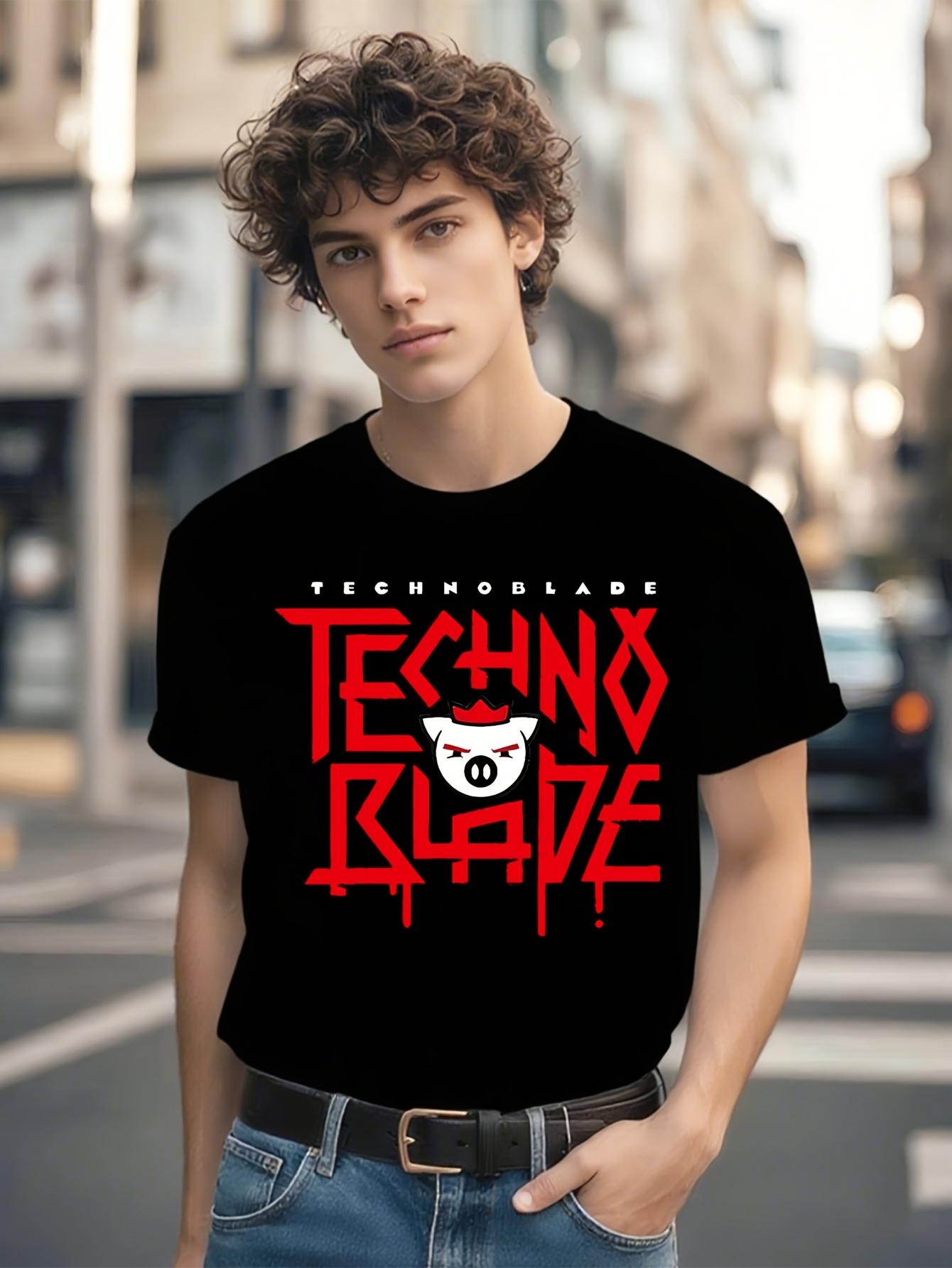 Funny Technoblade Never Dies Graphic T-shirt - Retro Gaming Tee with Bold Red & Pink Lettering L