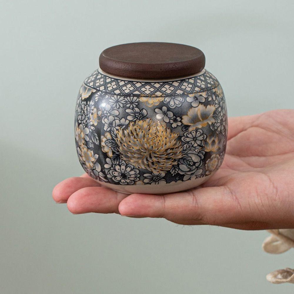 Moisture Proof Traditional Chinese Tea Canister Ceramic Tea Leaf Can Elegant Spice Jar Tea Room