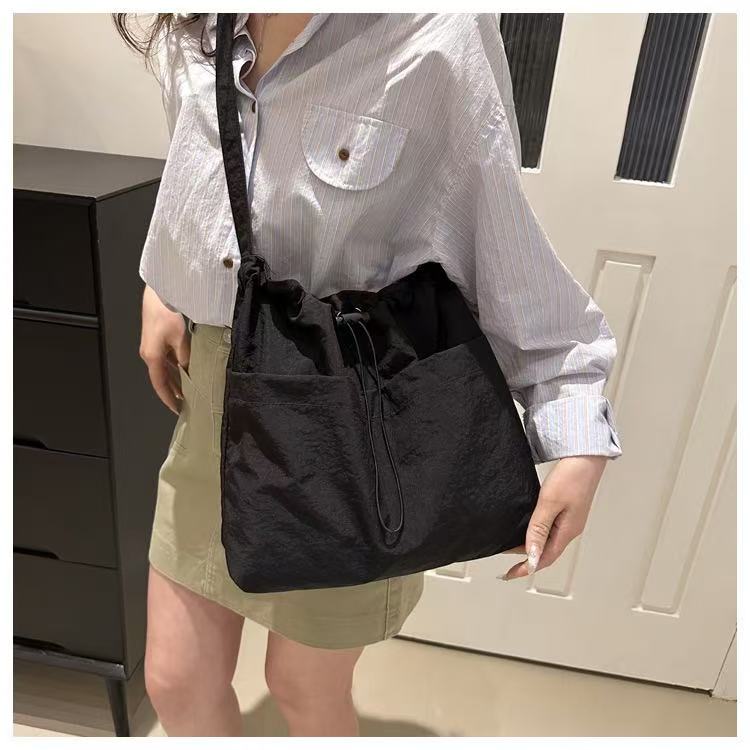 Large Capacity Women Drawstring Tote Bag Japanese Ins Style Casual Crossbody Shoulder Bag for Daily Commute Shopping