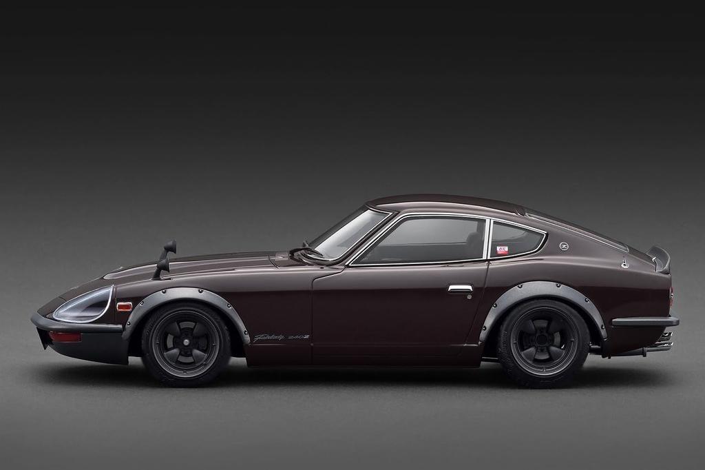 Ignition Model Scale Nissan Fairlady 240ZG Maroon Finished Product IG3721 TK.Company 1/18 (HS30)