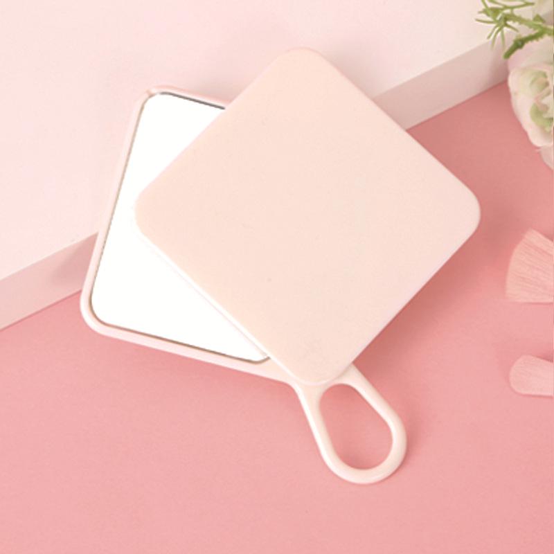 

Compact Rotating Square Pocket Mirror with Wrist Strap 8*8cm (without wrist strap) белый